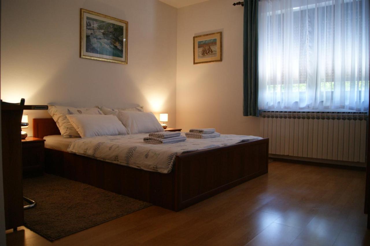 Apartment Lynx Korenica Extérieur photo