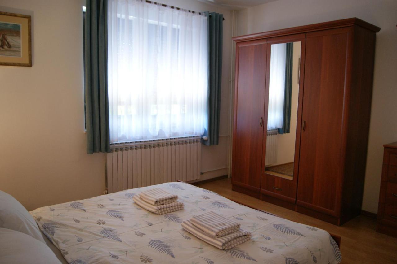 Apartment Lynx Korenica Extérieur photo