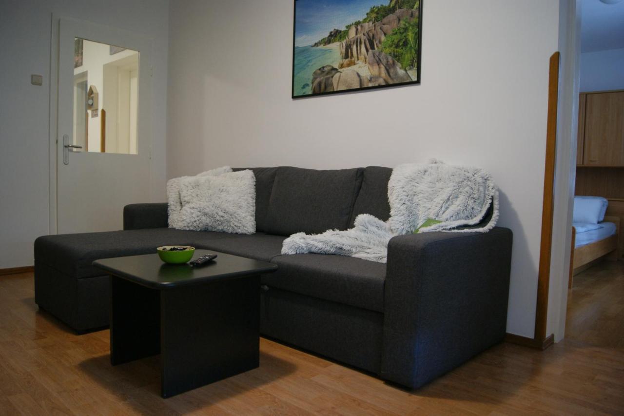 Apartment Lynx Korenica Extérieur photo
