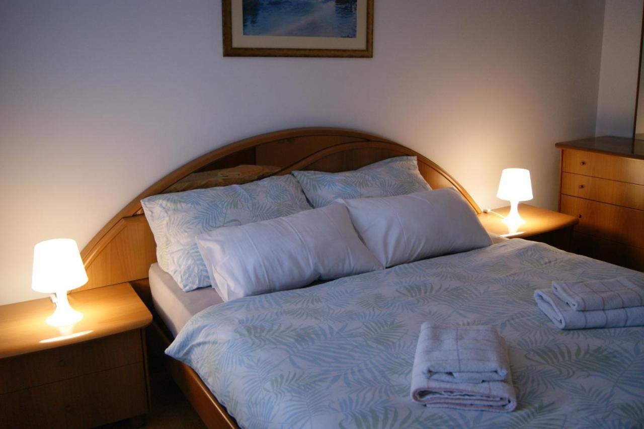 Apartment Lynx Korenica Extérieur photo