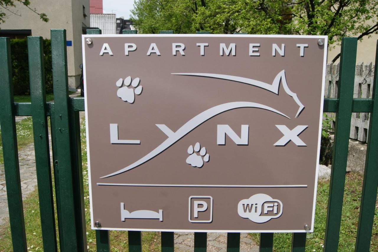 Apartment Lynx Korenica Extérieur photo