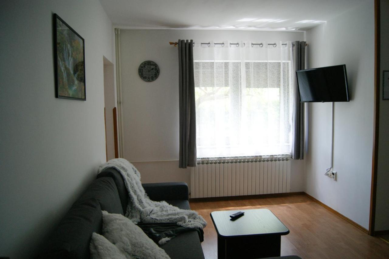 Apartment Lynx Korenica Extérieur photo
