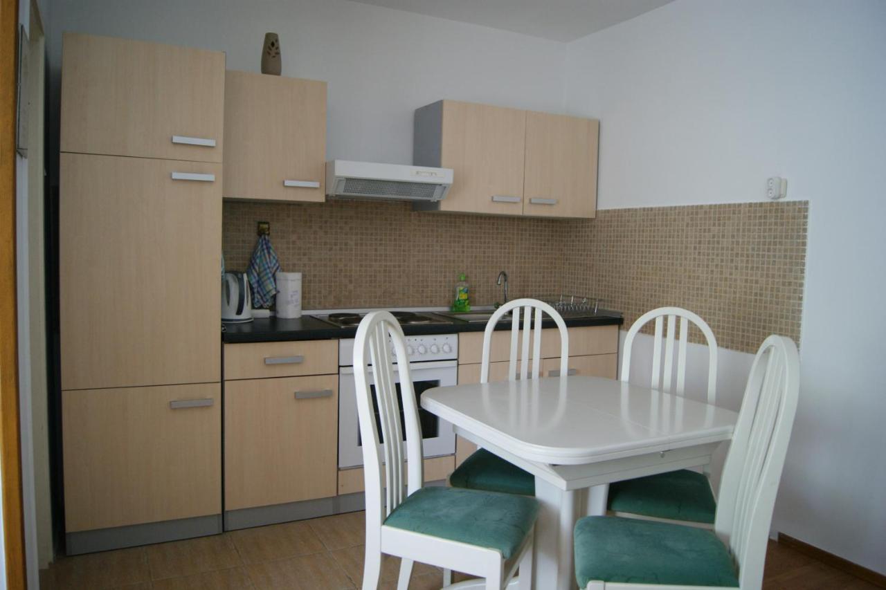 Apartment Lynx Korenica Extérieur photo