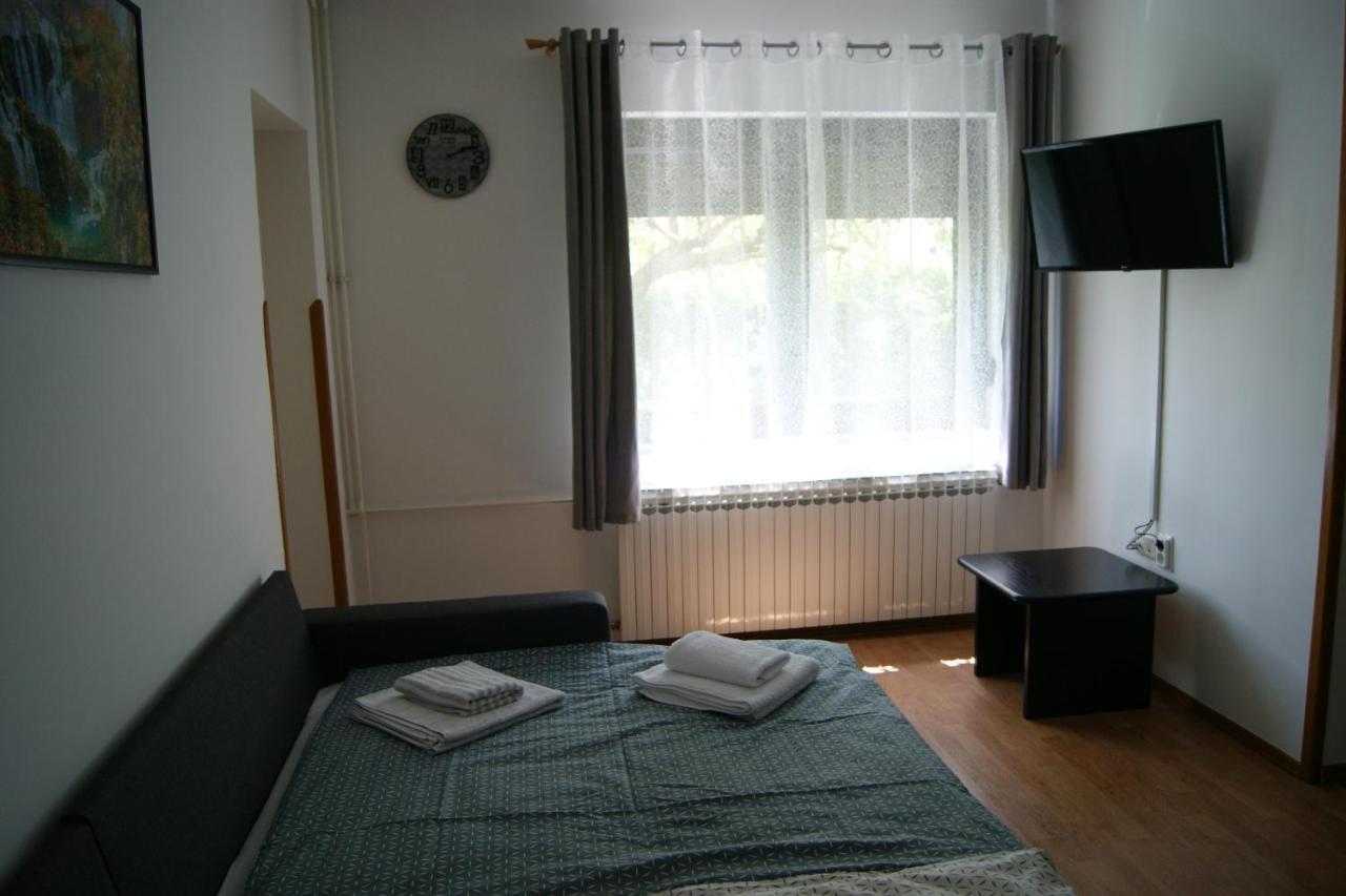 Apartment Lynx Korenica Extérieur photo